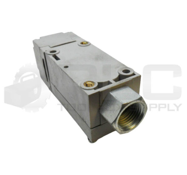 ALLEN BRADLEY 802PR-LABB2 /C PROXIMITY SWITCH 60-132VAC 50/60HZ 1A - Image 3