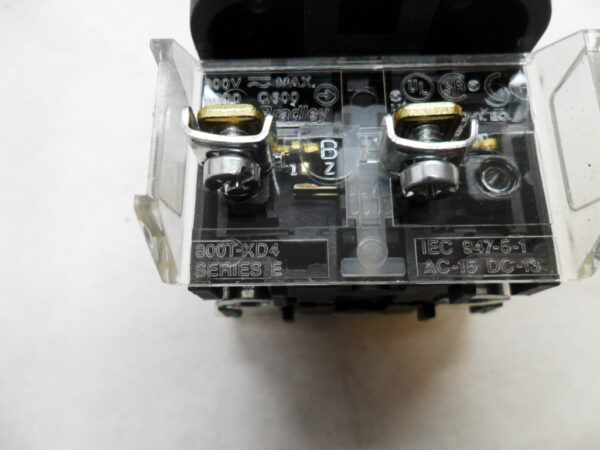 ALLEN BRADLEY 800T-FX6A1 /T PUSH BUTTON MUSHROOM W/ 800T-XD1 /D W/ 800T-XD4 /E - Image 5