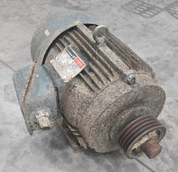 RELIANCE P25F371 AC MOTOR 15HP 3PH 3500RPM 230/460V FR: 254T