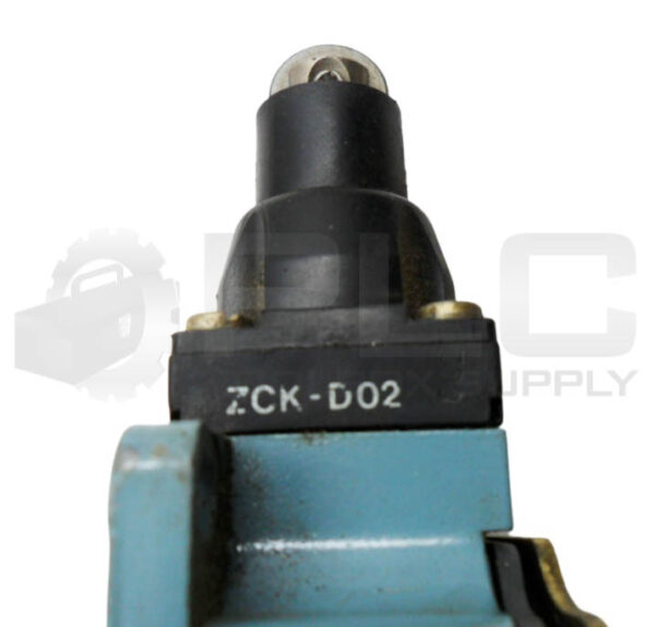 TELEMECANIQUE XCK-L LIMIT SWITCH W/ ZCK-L1 BODY W/ ZCK-D02 OPERATOR HEAD - Image 4