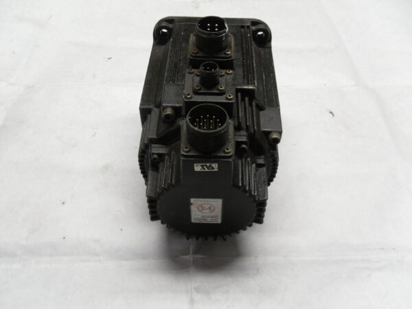 YASKAWA ELECTRIC SGMGH-09DCA6C AC SERVO MOTOR *READ/SEE PICTURES* - Image 4