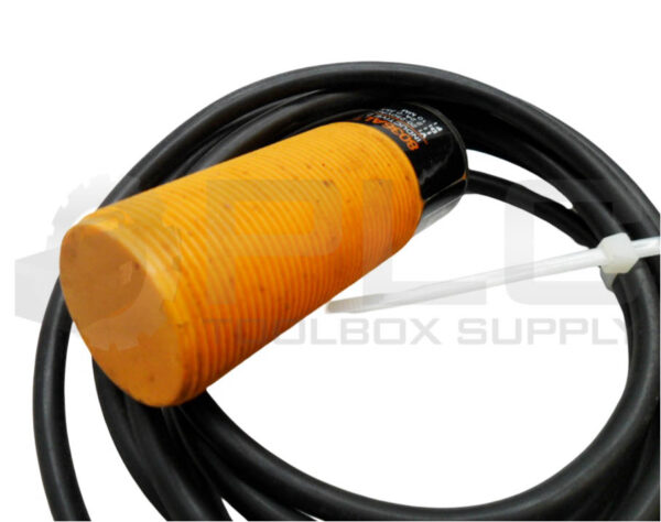 EFECTOR 8036AL10FL2CBXX PROXIMITY SWITCH 20-250VAC 45-65HZ 15-250VDC - Image 2