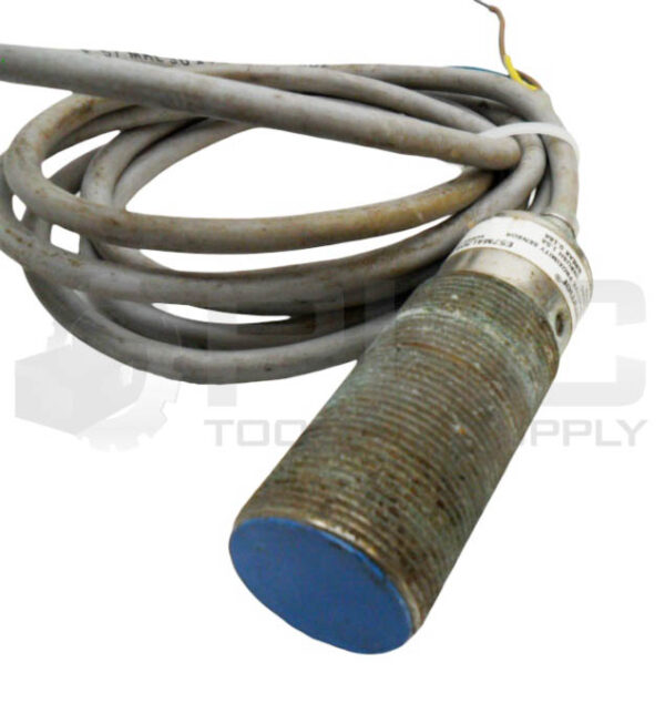 EATON CUTLER HAMMER E57MAL30A2 /C1 PROXIMITY SWITCH 90-250VAC 40-60HZ 1.5A - Image 2