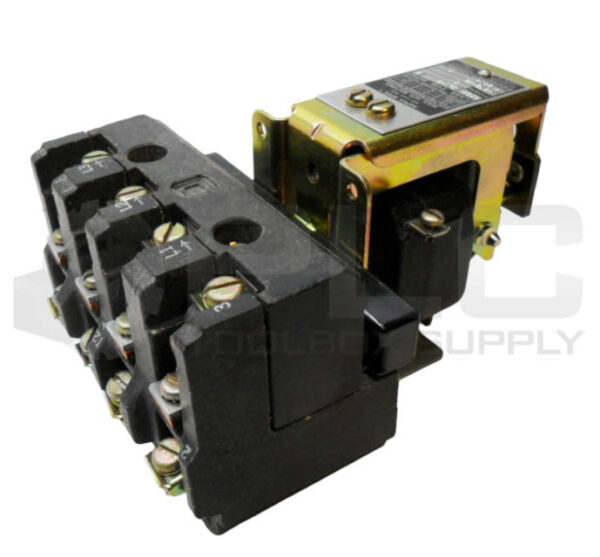 SQUARE D 8536 CA0-3 /B STARTER CONTACTOR 600VAC W/ 2936 S1 C27A COIL 110-120V - Image 3