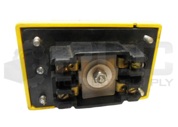 REES 01461-202 HEAVY DUTY PUSH PULL BUTTON 2-1/4" - Image 3