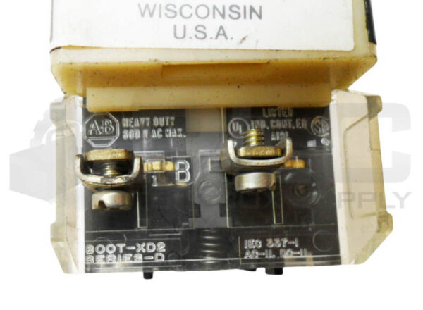 ALLEN BRADLEY 800T-T2S /P TOGGLE SWITCH BASE W/ (2) 800T-XD2 /D CONTACT BLOCK - Image 4