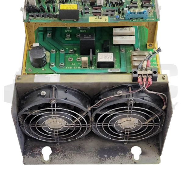 FANUC A06B-6059-H215#H517 AC SPINDLE DRIVE W/ A06B-6059-K032 COOLING CHASSIS - Image 3