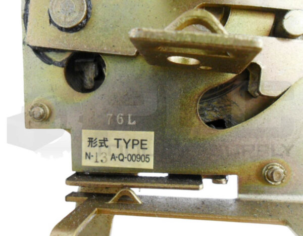 FUJI ELECTRIC N-13A-Q-00905 ON/OFF RELEASE HANDLE - Image 4