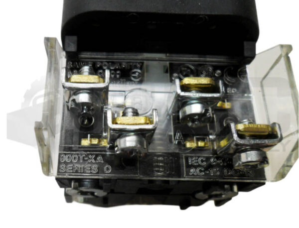 ALLEN BRADLEY 800T-QT20W /T PUSH BUTTON WHITE 240V W/ 800T-XA/D CONTACT BLOCK - Image 4