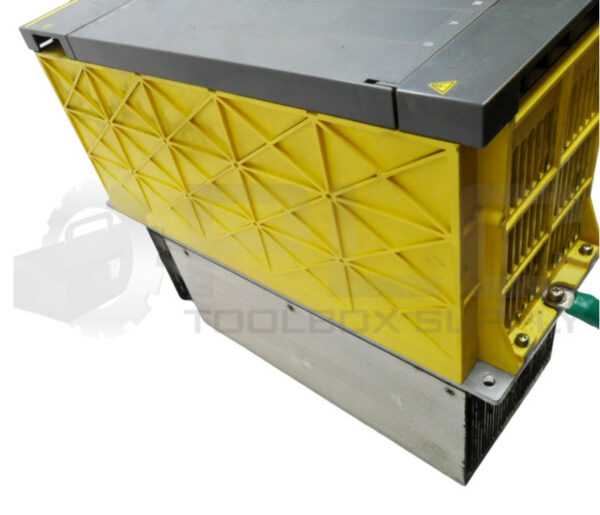 FANUC A06B-6102-H230#H520 SERVO AMPLIFIER 283-325V 133A - Image 3