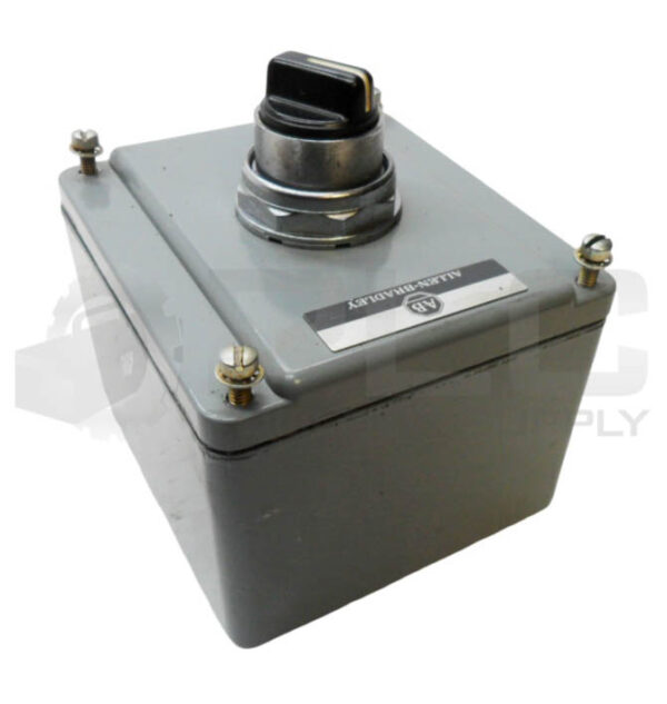 ALLEN BRADLEY 800T-1TZ /M ENCLOSURE W/ SELECTOR SWITCH W/ 10250T CONTACT BLOCK - Image 3