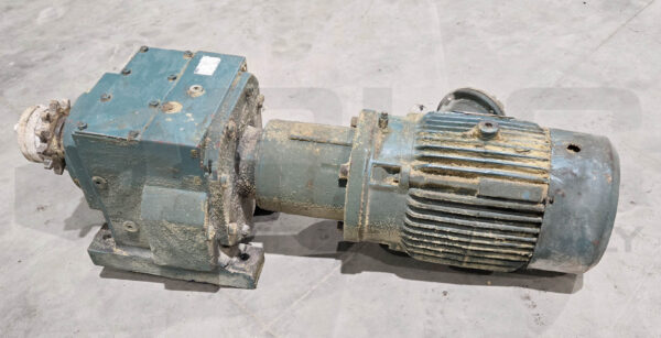 RELIANCE ELECTRIC P18C1183B MOTOR W/ QUANTIS HB883LN180TC GEAR REDUCER - Image 2
