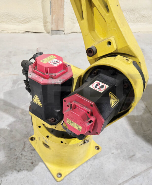 FANUC A05B-1215-B601 ARC MATE 100iB ROBOT W/ R-J3IB CONTROLLER & A05B-2490-C172 - Image 11