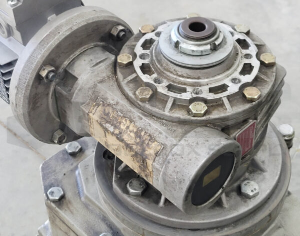 BONFIGLIOLI RIDUTTORI BN 63B4 FA MOTOR W/ VF63 L1 P1 P71B5 GEARBOX W/ GEARBOX - Image 5