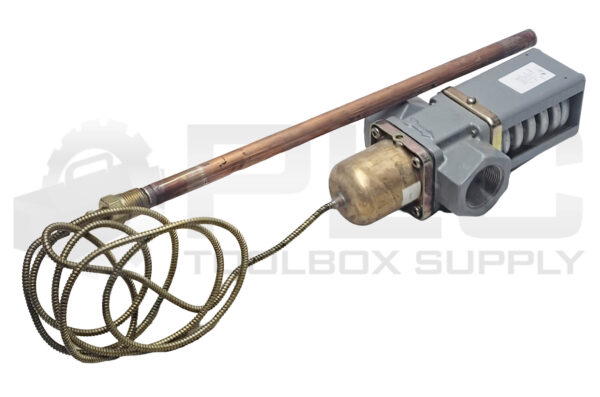 NEW JOHNSON CONTROLS V47AE-1 TEMPERATURE ACTUATED VALVE - Image 2