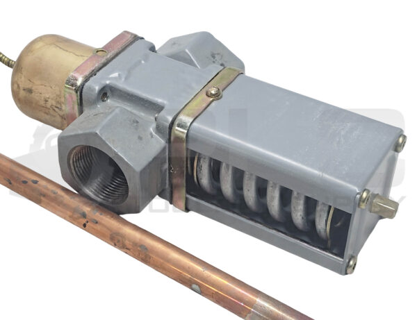 NEW JOHNSON CONTROLS V47AE-1 TEMPERATURE ACTUATED VALVE - Image 4
