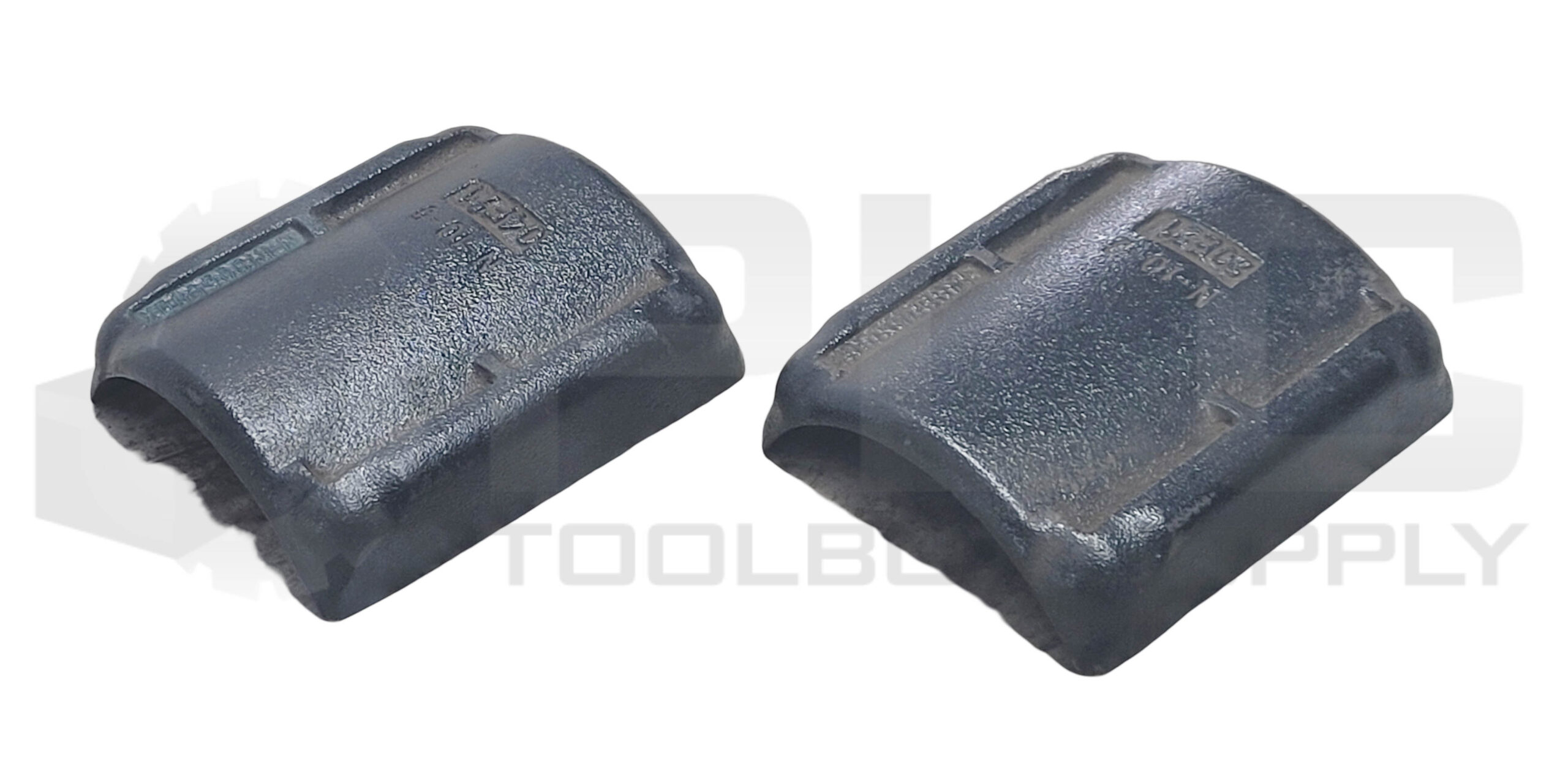 NEW LOT OF 2 HOLLAND HITCH XD08908HLH FIFTH WHEEL POCKET INSERT