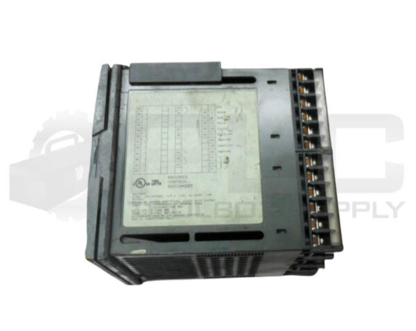 EUROTHERM 2204E/CC/VH/R1/XX/RF/RF/XX/2YM/SPA/XXXXX/XXXXXX TEMPERATURE CONTROLLER - Image 6