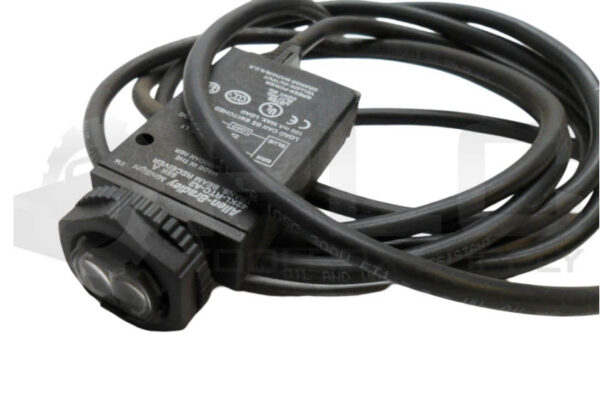 NEW ALLEN BRADLEY 42KL-RTC-A2 /A TRANSMITTED BEAM RECEIVER SENSOR 22-250V AC/DC - Image 2