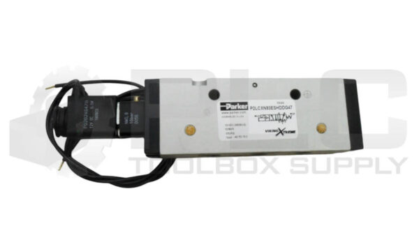 NEW PARKER P2LCXN93ESHDDG47 SOLENOID VALVE 3/8" 12VDC W/ P02824G47B COIL - Image 2