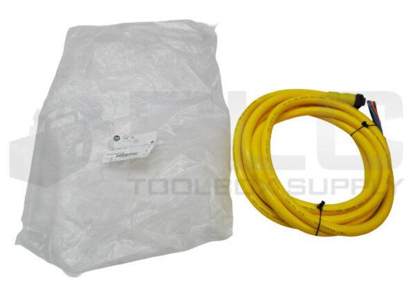NEW ALLEN BRADLEY 889N-F5AF-12F /B QD CORDSET 5 PIN 12'