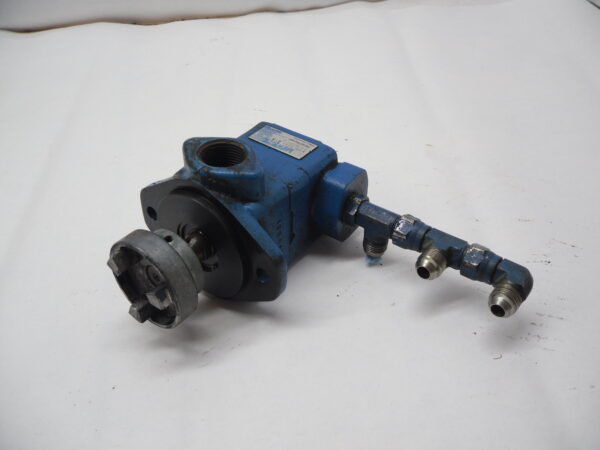 VICKERS V10 1P4S 1A20 23 A 01 G 382083-3 JBA1 VANE PUMP - Image 2