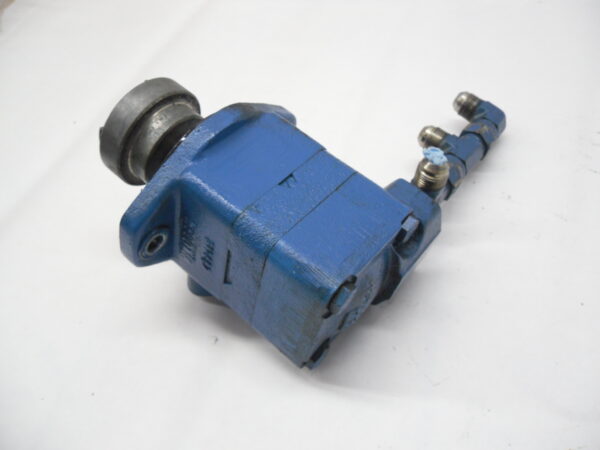 VICKERS V10 1P4S 1A20 23 A 01 G 382083-3 JBA1 VANE PUMP - Image 7