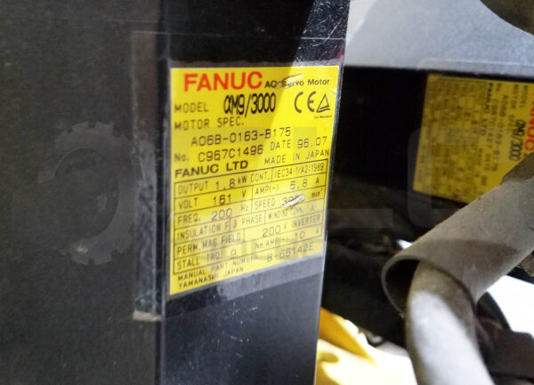 FANUC S-12 A05B-1208-B202 ROBOT & SYSTEM RJ-2 A05B-2355-B001 CONTROLLER CABINET - Image 4