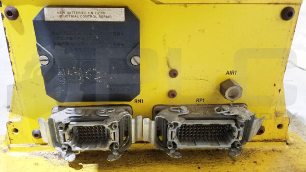FANUC S-12 A05B-1208-B202 ROBOT & SYSTEM RJ-2 A05B-2355-B001 CONTROLLER CABINET - Image 9