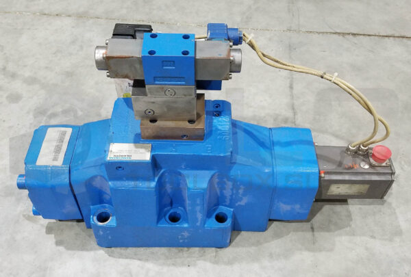 NEW REXROTH MANNESMANN 4WRKE35W2-0000-2/6A24EZ9/D3MR S043A-1002 VALVE