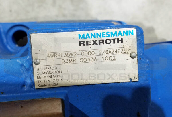 NEW REXROTH MANNESMANN 4WRKE35W2-0000-2/6A24EZ9/D3MR S043A-1002 VALVE - Image 4