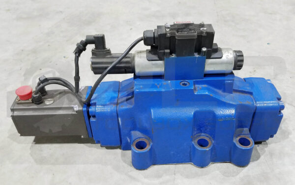 NEW REXROTH R901009292 VALVE, 4WRTE32Q2-600P-42/6EG24K31/A5M - Image 2