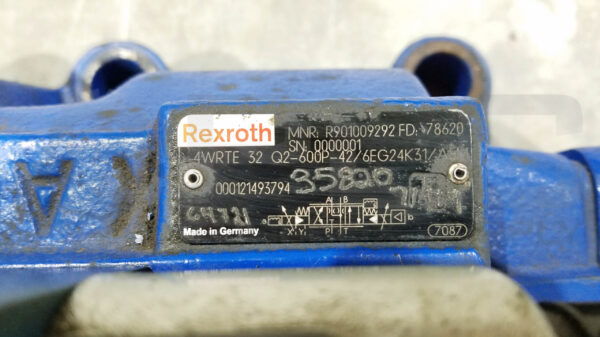 NEW REXROTH R901009292 VALVE, 4WRTE32Q2-600P-42/6EG24K31/A5M - Image 4