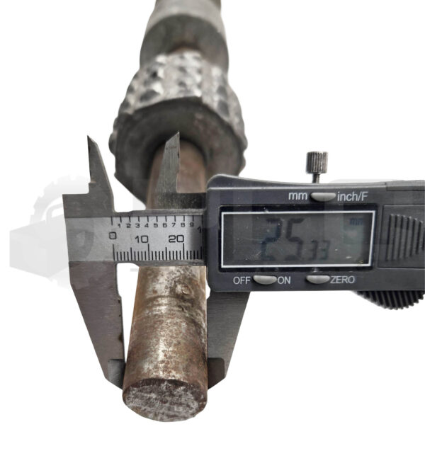 ASHLAND 43.5" SKATE WHEEL CONVEYOR AXEL, ~25MM SHAFT DIAMETER - Image 3