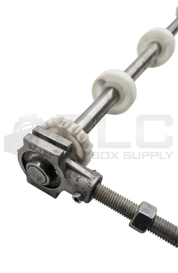 ASHLAND 39.5" SKATE WHEEL CONVEYOR AXEL W/ IPTCI SUC205-16G BEARINGS - Image 3