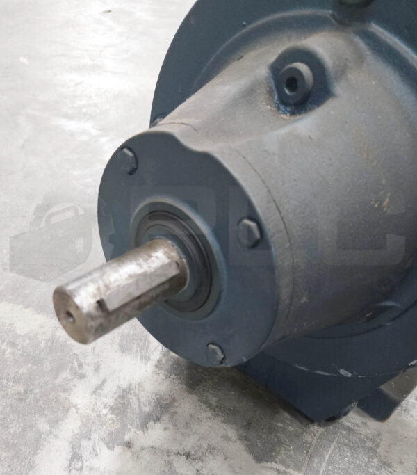 NEW SEW EURODRIVE K86 GEAR REDUCER RATIO: 55.55 - Image 5