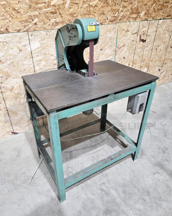 BURR KING 760 BELT SANDER W/ BALDOR M3555 MOTOR 3PH 2HP 3450RPM; 37"X30"X54" - Image 2