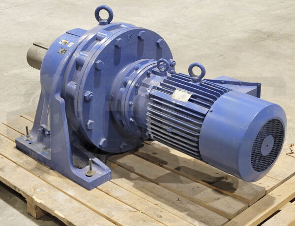 NEW SUMITOMO CHHM60-6265DAA-EP-121 GEARMOTOR 121:1 W/ SM-CYCLO TK-F MOTOR - Image 2