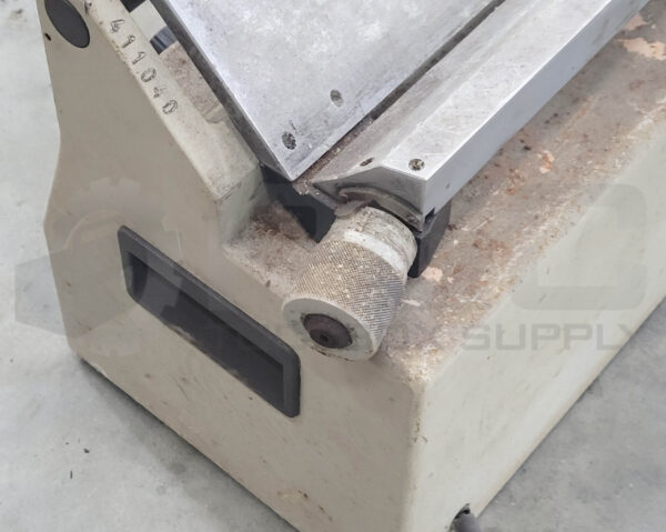 PROTECHNIK AG KBM 401 GRINDING MACHINE - Image 4