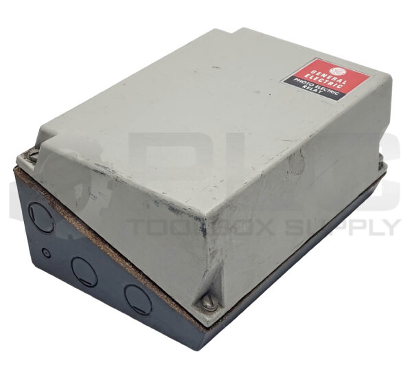 NEW GENERAL ELECTRIC 3S7505PG520A1 PHOTOELECTRIC RELAY