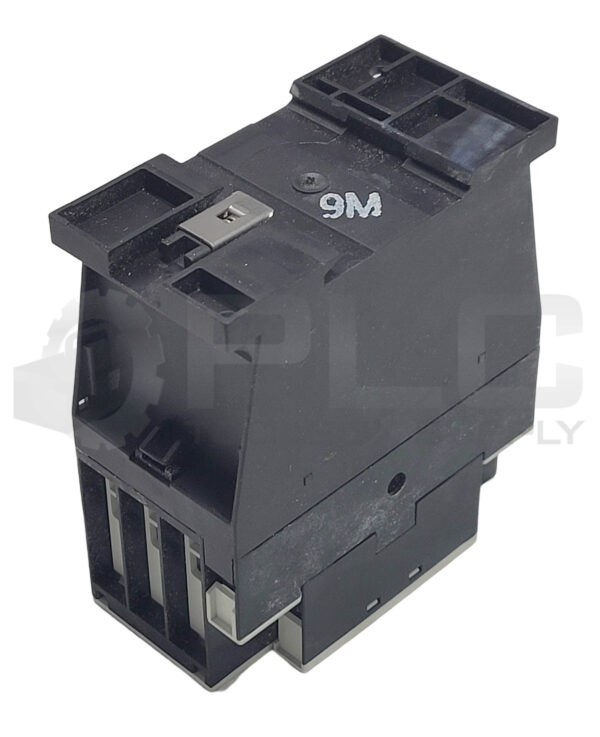 NEW EATON XTCE032C10 CONTACTOR 110V/50HZ 120V/60HZ - Image 2