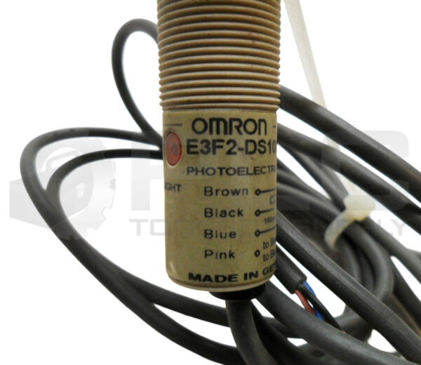 OMRON E3F2-DS10C4-N PHOTOELECTRIC SWITCH 10-30VDC - Image 4