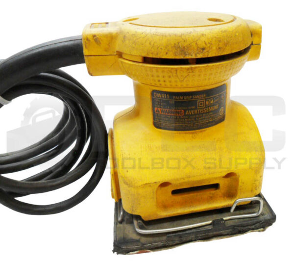 DEWALT DW411 1/4 SHEET PALM GRIP SANDER TYPE 3 120VAC 50/60HZ 2A - Image 4