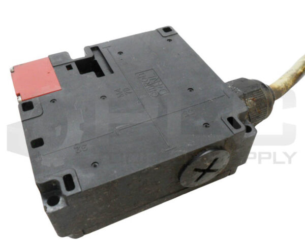 OMRON D4NL-1DFG-B GUARD LOCK SAFETY DOOR SWITCH 24VDC 3A 240VAC - Image 4