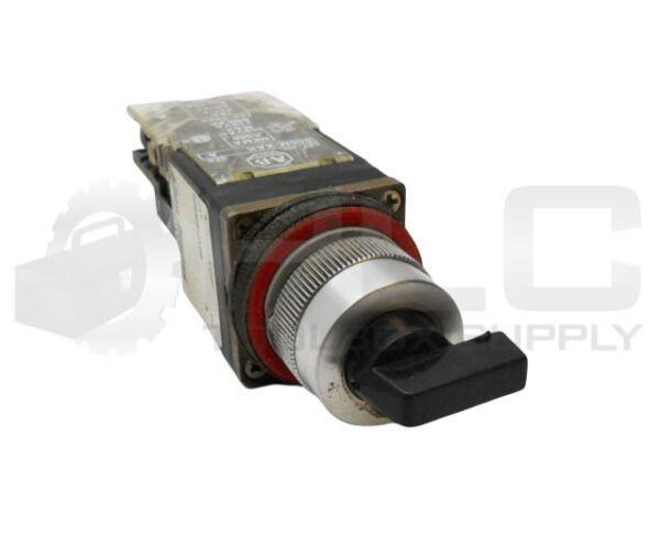 ALLEN BRADLEY 800MR-JX5B /A SELECTOR SWITCH W/ 800M-XAK /A CONTAT BLOCK - Image 2