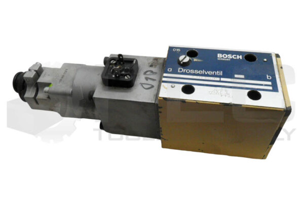 BOSCH 0 811 403 001 HYDRAULIC VALVE W/ 1837 001 088 W/ 1 835 100 034 REGULATOR