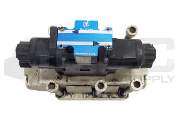 NORTHMAN SW-G06-C4-D24-10 SOLENOID DIRECTIONAL VALVE w/ MT-02W-K-30 & BASE - Image 2