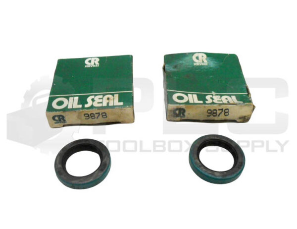 LOT OF 2 NEW CR SERVICES 9878 OIL SEAL 15/16" BORE *READ*