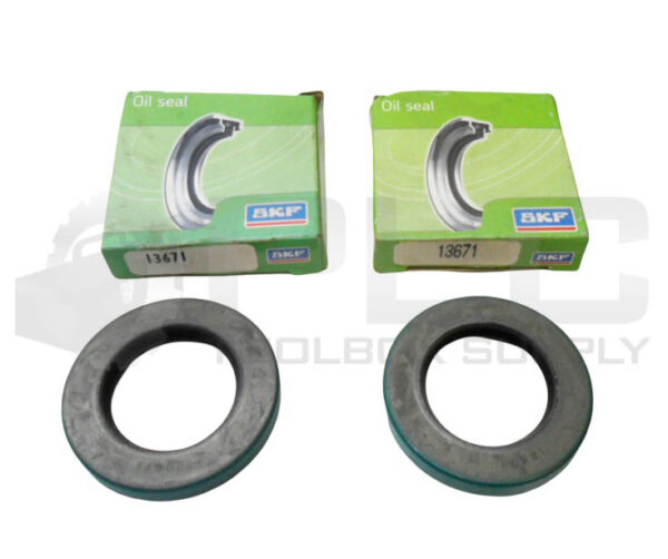 LOT OF 2 NEW SKF 13671 OIL SEAL *READ*