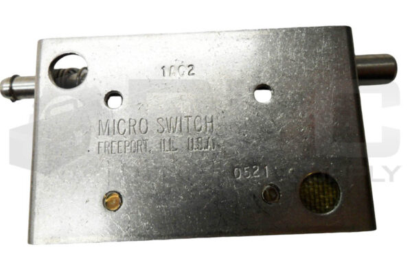 NEW MICRO SWITCH 1AC2 DOOR SWITCH 15A 480VAC 250VDC - Image 5